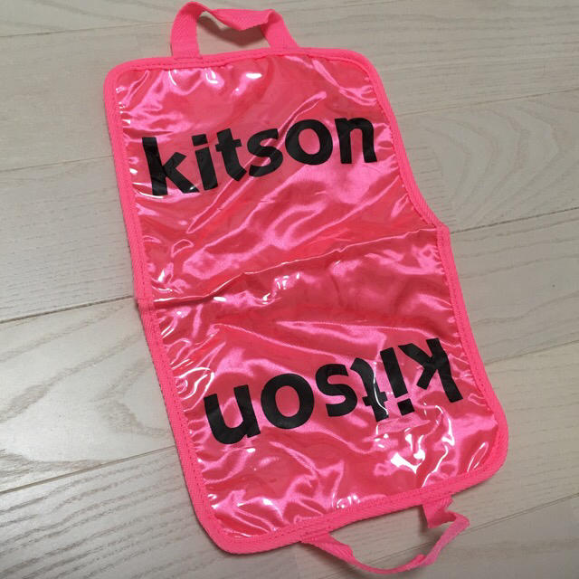 KITSON(キットソン)のKitson キットソン ポーチ レディースのファッション小物(ポーチ)の商品写真