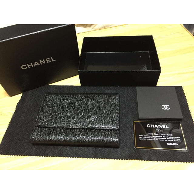 CHANEL(シャネル)のシャネル キャビアスキン 三つ折り財布【新品•未使用】 レディースのファッション小物(財布)の商品写真