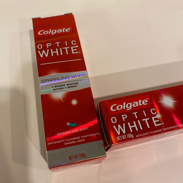 colgate sparklingwhite 100g×2スパークリングホワイト コスメ/美容のオーラルケア(歯磨き粉)の商品写真