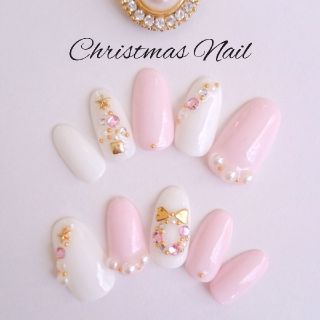 クリスマス ﾟネイルチップ ピンク 白 冬ネイル Xmas の通販 By Chouchou ラクマ