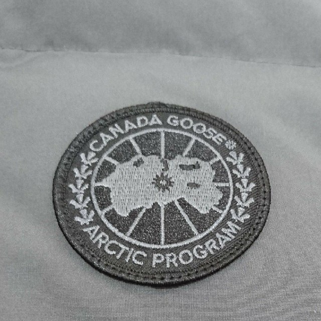 CANADA GOOSE(カナダグース)のカナダグース ダウンベスト  ダウン フリースタイル メンズのジャケット/アウター(ダウンベスト)の商品写真