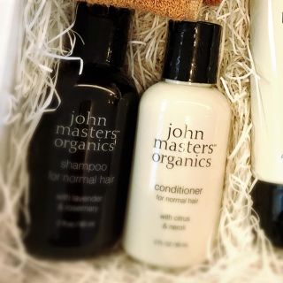 ジョンマスターオーガニック(John Masters Organics)の【John masters organics】シャンプー、コンディショナー新品(シャンプー)