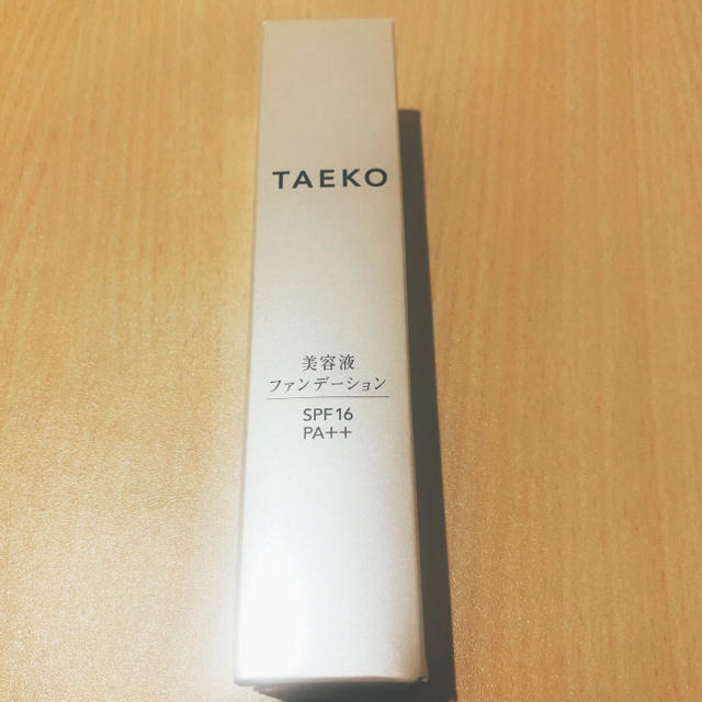 【新品】TAEKO  美容液ファンデーション  ライト コスメ/美容のベースメイク/化粧品(ファンデーション)の商品写真