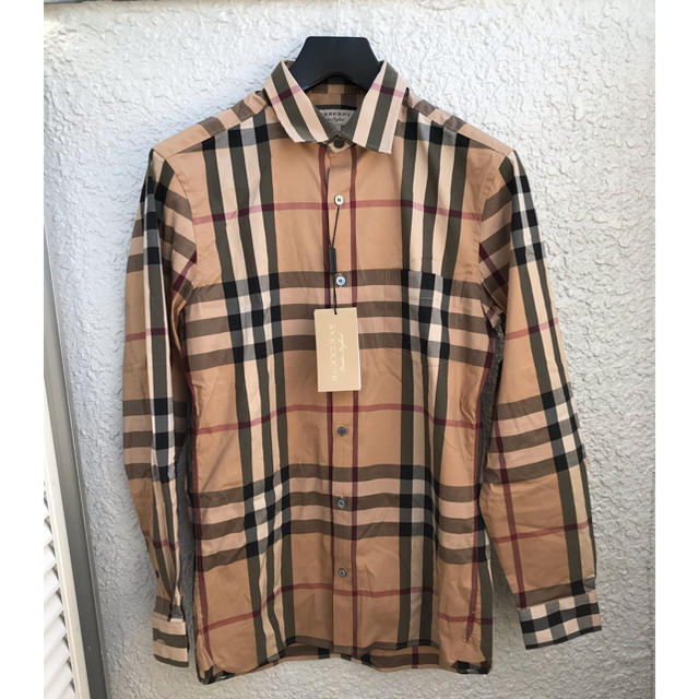 BURBERRY(バーバリー)の新品　バーバリー  シャツ メンズのトップス(シャツ)の商品写真