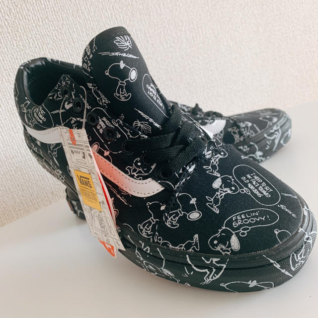 カラーブラック□サイズ24cm【年内特別価格】VANS×PEANUTS オールドスクール スニーカー