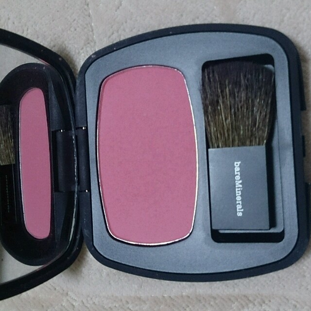 bareMinerals(ベアミネラル)のミルミル様専用 コスメ/美容のベースメイク/化粧品(チーク)の商品写真