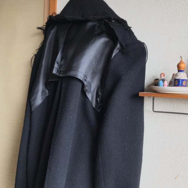 COMME des GARCONS(コムデギャルソン)の黒Pコートcheryl creationカロリナ個性的コート レディースのジャケット/アウター(ピーコート)の商品写真