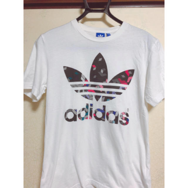 adidas(アディダス)のadidas レディースのトップス(Tシャツ(半袖/袖なし))の商品写真