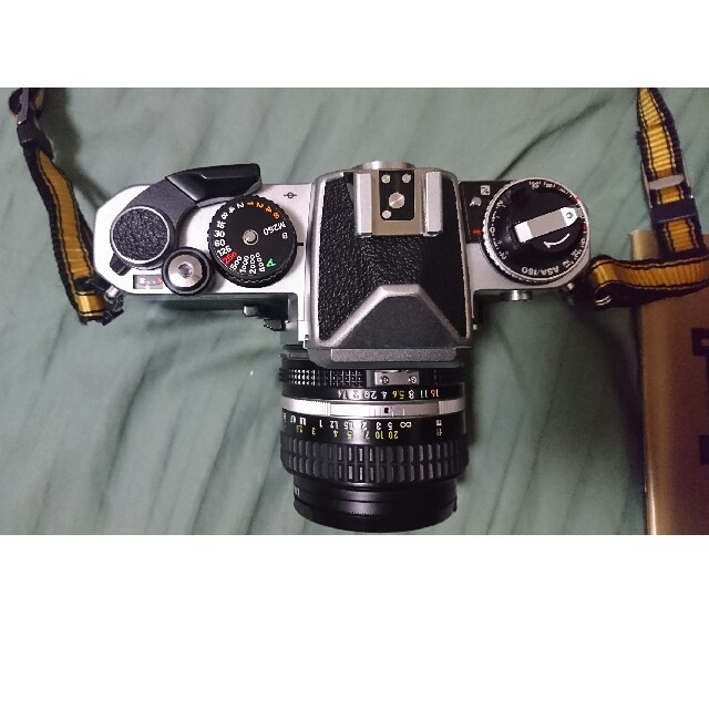 Nikon(ニコン)のNikon FE2と50mm f1.4 アオスタケース付き スマホ/家電/カメラのカメラ(フィルムカメラ)の商品写真