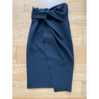 ザラ(ZARA)のR'shop様ZARA黒タイトスカートXSサイズ(ひざ丈スカート)