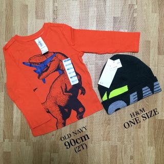 オールドネイビー(Old Navy)のロンT＆ニット帽セット★オレンジ/ダークグリーン(Tシャツ/カットソー)