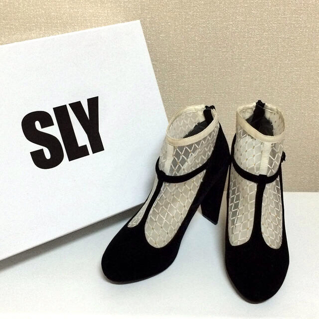 SLY(スライ)のSLY ロリータブーティ♡ 完売ブラック レディースの靴/シューズ(ブーティ)の商品写真