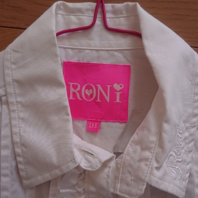 RONI(ロニィ)のＲＯＮＩブラウス(値下げ中‼️) キッズ/ベビー/マタニティのキッズ服女の子用(90cm~)(ブラウス)の商品写真