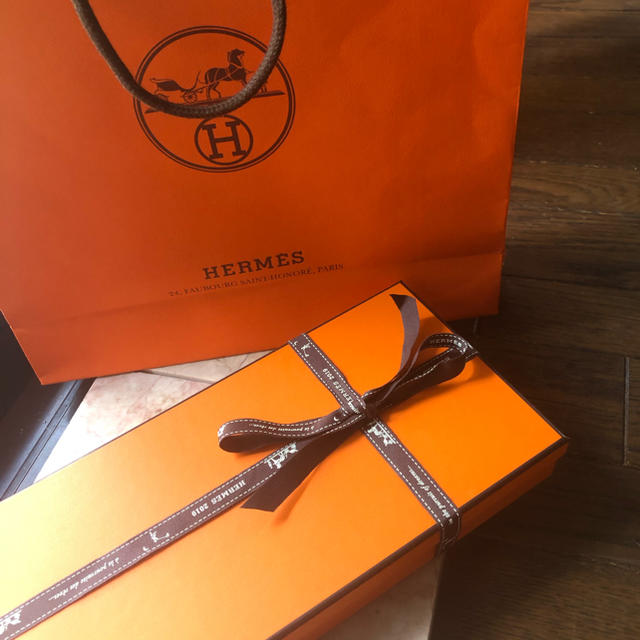 Hermes(エルメス)のsuzumeさま用‼️エルメス  カシミヤ×シルクのストール メンズのファッション小物(ストール)の商品写真