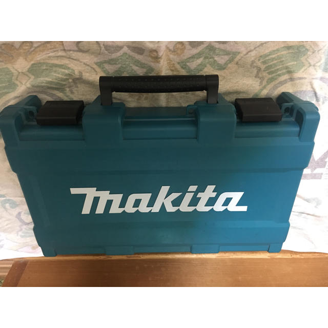 工具/メンテナンス展示未使用品 makita 18V 6.0Ah 充電式ハンマドリル(廃盤)