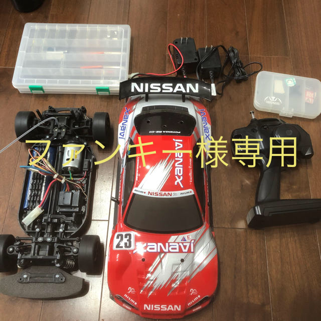 日産(ニッサン)の専用です。電動ラジコンカー Xanavi NISMO GT-R エンタメ/ホビーのおもちゃ/ぬいぐるみ(トイラジコン)の商品写真