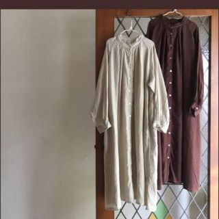 ネストローブ(nest Robe)のネストローブ フリルネックスモックワンピース(ロングワンピース/マキシワンピース)