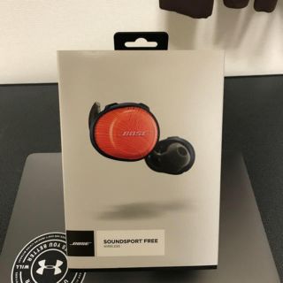 ボーズ(BOSE)のSoundSport Free wireless headphones(ヘッドフォン/イヤフォン)