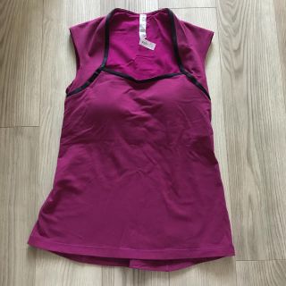 ルルレモン(lululemon)の【ボス様専用】lululemon トップス8(ヨガ)