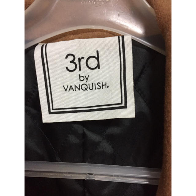 3rd by VANQUISH(サードバイヴァンキッシュ)の3rd by VANQUISH コート レディースのジャケット/アウター(ピーコート)の商品写真