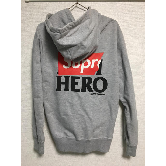 supreme × antihero パーカーS