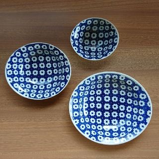 ハサミ(HASAMI)の【niko様専用】波佐見焼 深鉢 ３点セット フラワードット 新品 かわいい(食器)