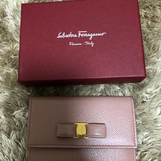 フェラガモ(Ferragamo)のフェラガモ  パスケース  名刺入れ　サルバトーレフェラガモ  ピンク　リボン(名刺入れ/定期入れ)