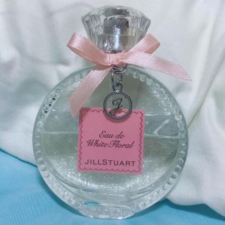 ジルスチュアート(JILLSTUART)のジルスチュアート ホワイトフローラル 香水(香水(女性用))