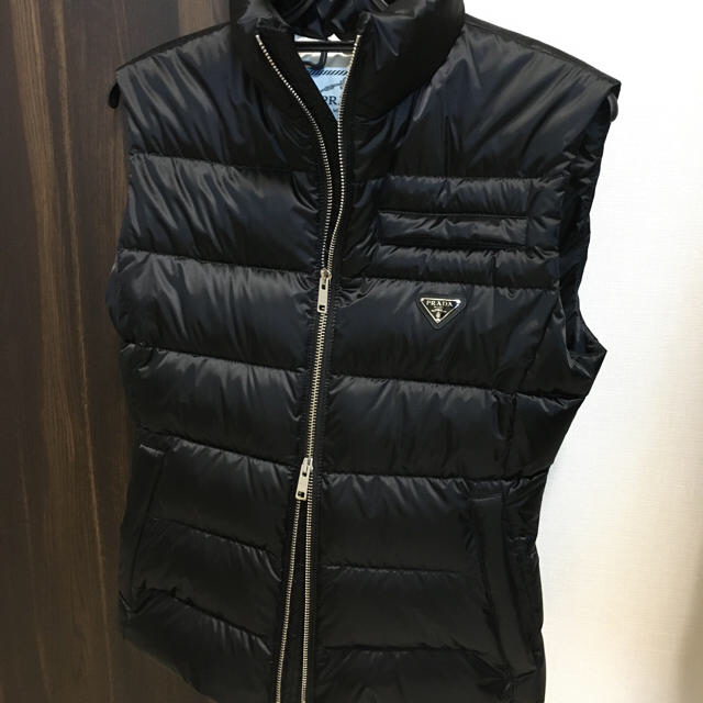 PRADA 13号size ダウンベスト