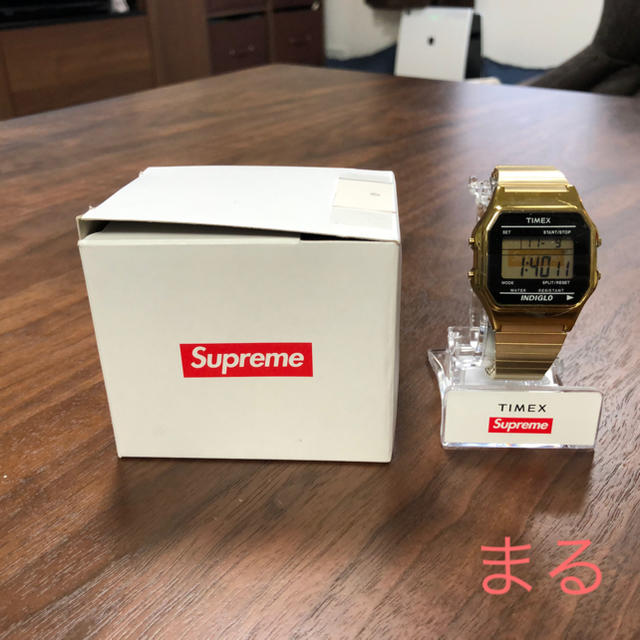 Supreme®/Timex® Digital Watch腕時計(デジタル)