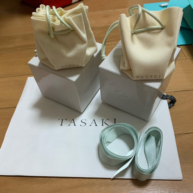 TASAKI(タサキ)の空箱　タサキ　ショップ袋　リボン レディースのバッグ(ショップ袋)の商品写真