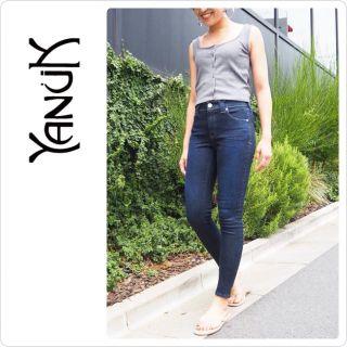 ドゥーズィエムクラス(DEUXIEME CLASSE)の新品♡定価25300♡YANUK スキニー LEGGINGS 26 (デニム/ジーンズ)