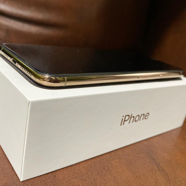 Apple(アップル)のiPhone XS Max 256GB ゴールド　SIMフリー スマホ/家電/カメラのスマートフォン/携帯電話(スマートフォン本体)の商品写真