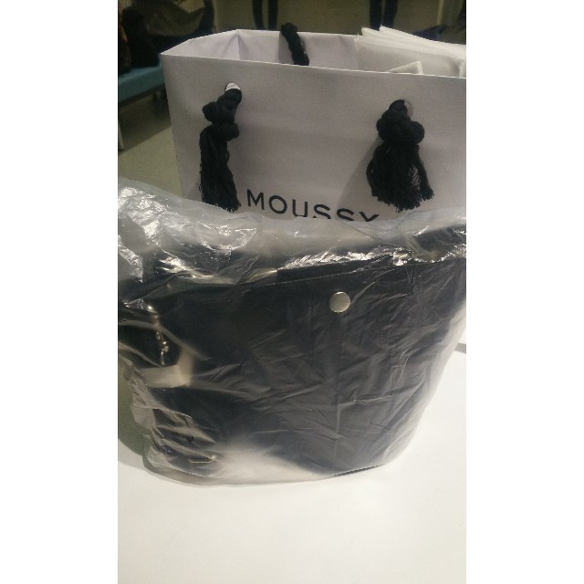 moussy(マウジー)のMOUSSY SHIBUYA109店リニューアルオープン記念 限定ノベルティ エンタメ/ホビーのコレクション(ノベルティグッズ)の商品写真