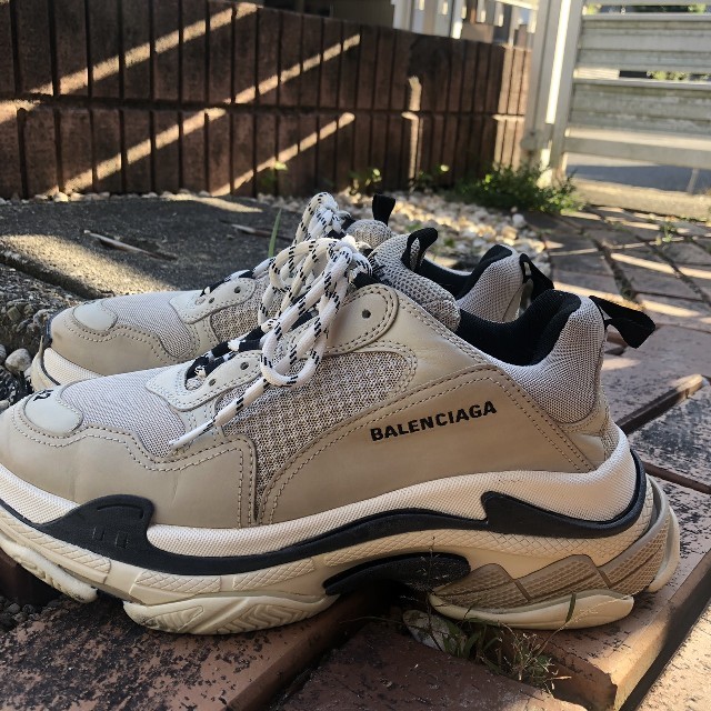 BALENCIAGA triples トリプルエス バニラ