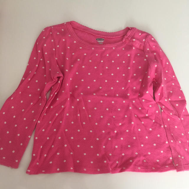 Old Navy(オールドネイビー)の値下げ中‼️カットソー 3セット！！ キッズ/ベビー/マタニティのキッズ服女の子用(90cm~)(Tシャツ/カットソー)の商品写真