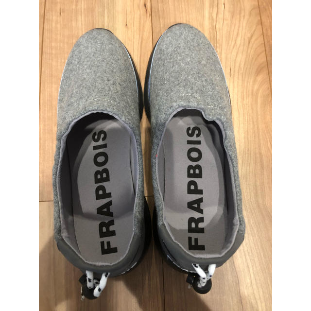 FRAPBOIS(フラボア)の☆値下げ☆新品・未使用　FRAPBOIS フラチャック メンズの靴/シューズ(スニーカー)の商品写真