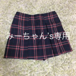 ジーユー(GU)のミニスカートにみえるパンツ(ショートパンツ)