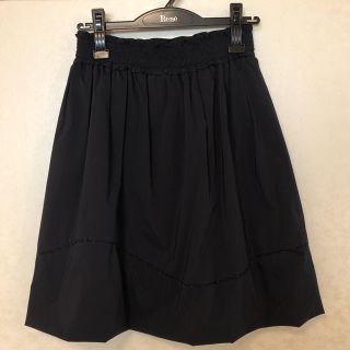 トゥービーシック(TO BE CHIC)のTOBECHIC 紺スカート 40(ひざ丈スカート)