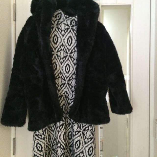MERCURYDUO(マーキュリーデュオ)の流行ファーコート美品マーキュリーディュオ レディースのジャケット/アウター(毛皮/ファーコート)の商品写真