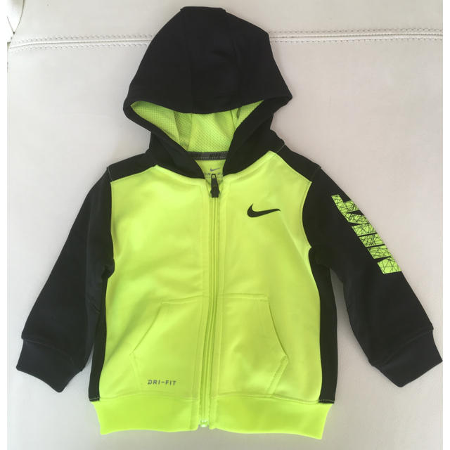 NIKE(ナイキ)のナイキ　ジャージ上下セット　80センチ キッズ/ベビー/マタニティのベビー服(~85cm)(その他)の商品写真