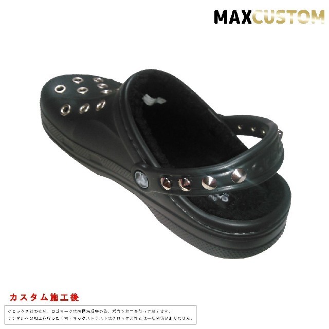 crocs(クロックス)のクロックス crocs パンク カスタム 黒 ボア付 サイズ22～27cm 新品 レディースの靴/シューズ(サンダル)の商品写真