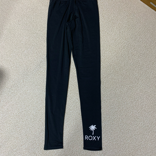 Roxy(ロキシー)の水着　ラッシュガード　レギンス　水陸両用　ROXY レディースの水着/浴衣(水着)の商品写真