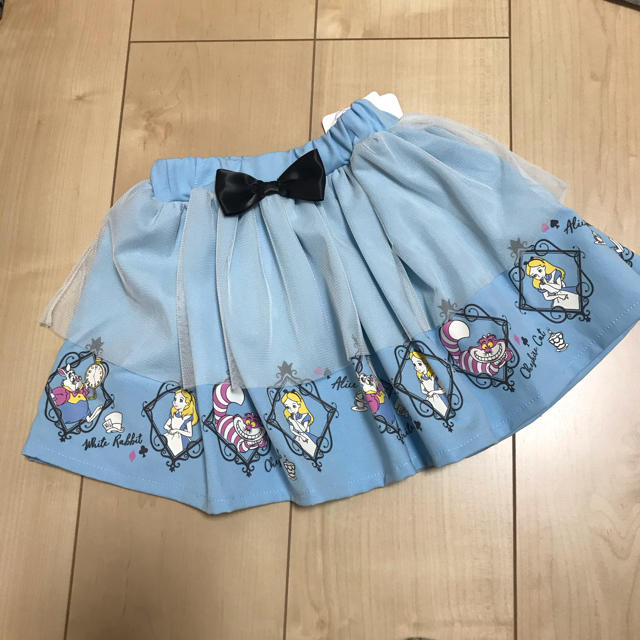 Disney(ディズニー)の不思議の国のアリス　スカート　80cm キッズ/ベビー/マタニティのベビー服(~85cm)(スカート)の商品写真