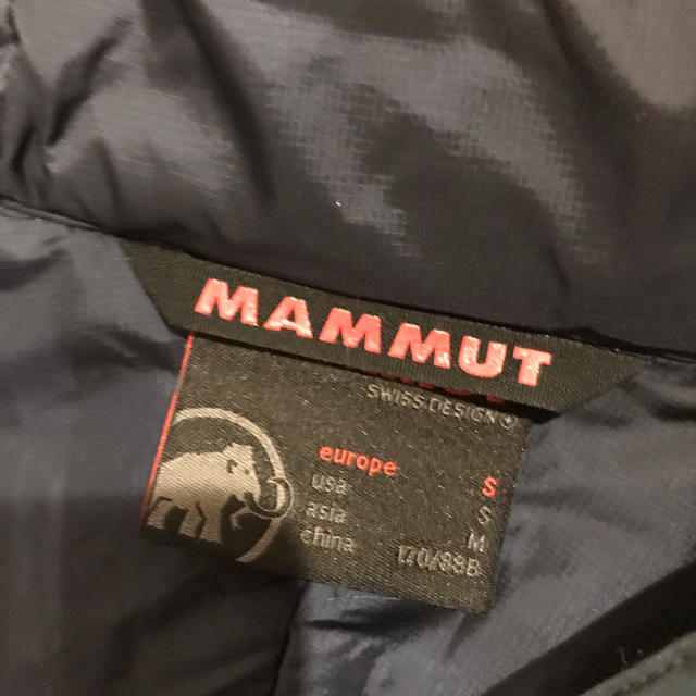 Mammut(マムート)のMammut マムート ダウン 値下げ レディースのジャケット/アウター(ダウンジャケット)の商品写真