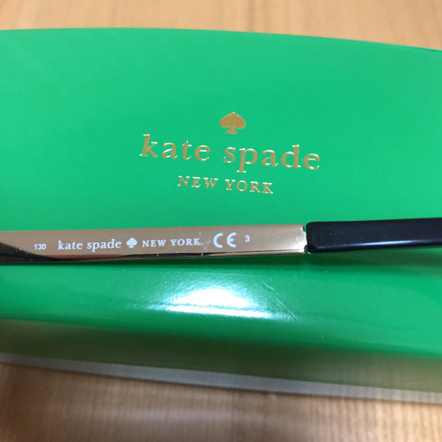 kate spade new york(ケイトスペードニューヨーク)のケイトスペード  サングラス レディースのファッション小物(サングラス/メガネ)の商品写真