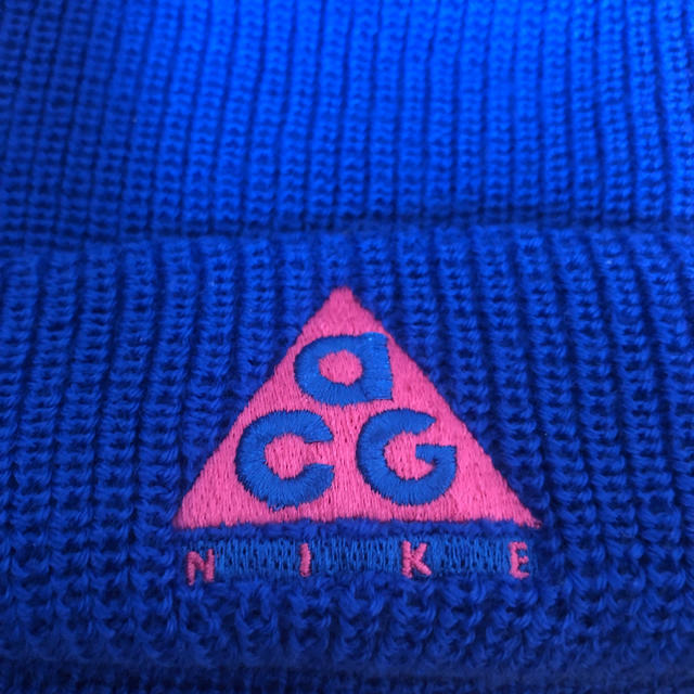 NIKE(ナイキ)の新品 NIKE ACG ナイキ ACG ロゴ刺繍ビーニー Beanie ニット帽 メンズの帽子(ニット帽/ビーニー)の商品写真