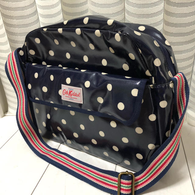 Cath Kidston(キャスキッドソン)のCath Kidston ショルダーママバッグ キッズ/ベビー/マタニティのマタニティ(マザーズバッグ)の商品写真