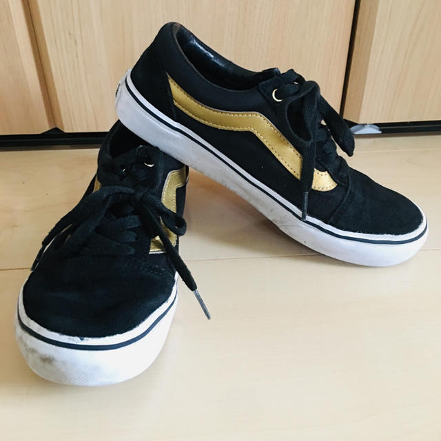 VANS(ヴァンズ)のバンズ VANS  OLD SKOOL  ブラック ゴールド レディースの靴/シューズ(スニーカー)の商品写真