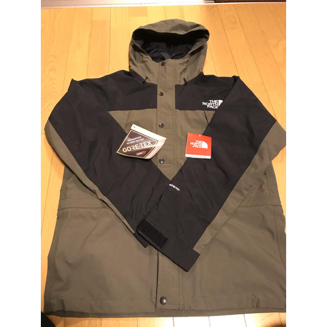 THE NORTH FACE(ザノースフェイス)のマウンテンライトジャケット メンズのジャケット/アウター(マウンテンパーカー)の商品写真